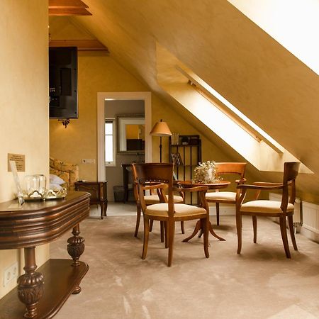 Apvalaus Stalo Klubas Gastro & Spa Hotel Trakai Luaran gambar