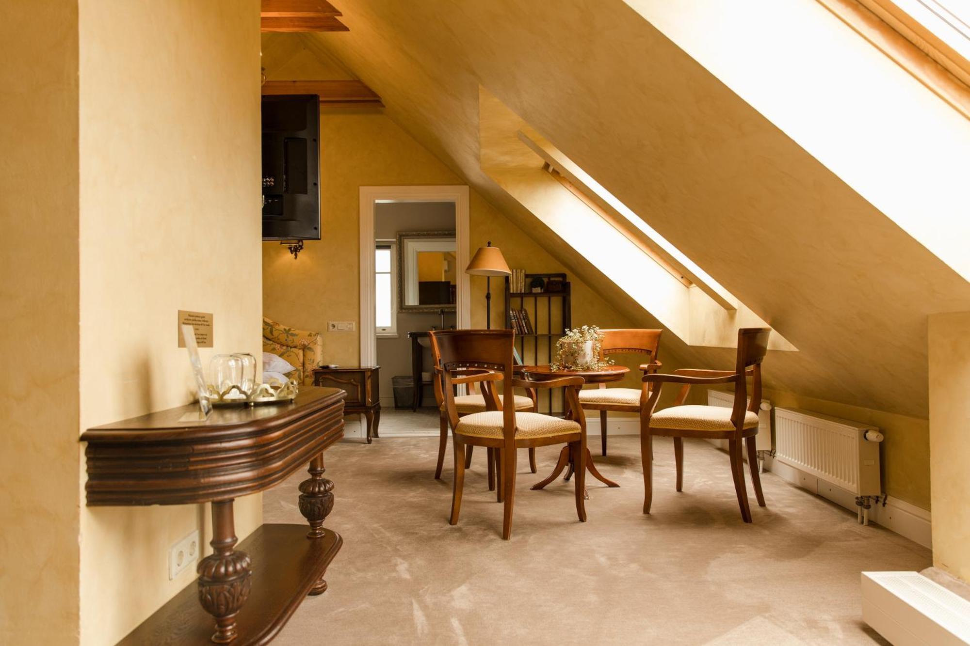 Apvalaus Stalo Klubas Gastro & Spa Hotel Trakai Luaran gambar